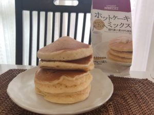 成城石井のホットケーキミックス２種を食べ比べ 国産小麦100 でふっくらパンケーキ風味を500円以下で まごころ365